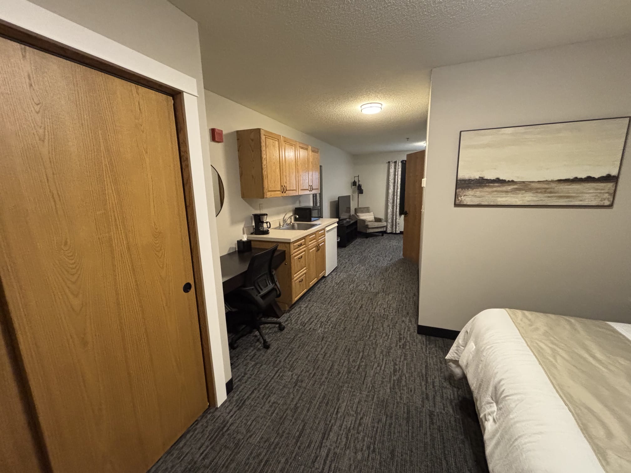 King/Queen/Full Handicap Suite at Parkside Inn & Suites in Arlington